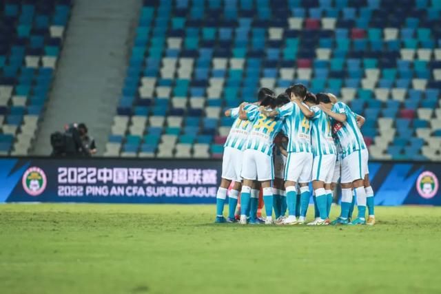 女大学生的赞助商